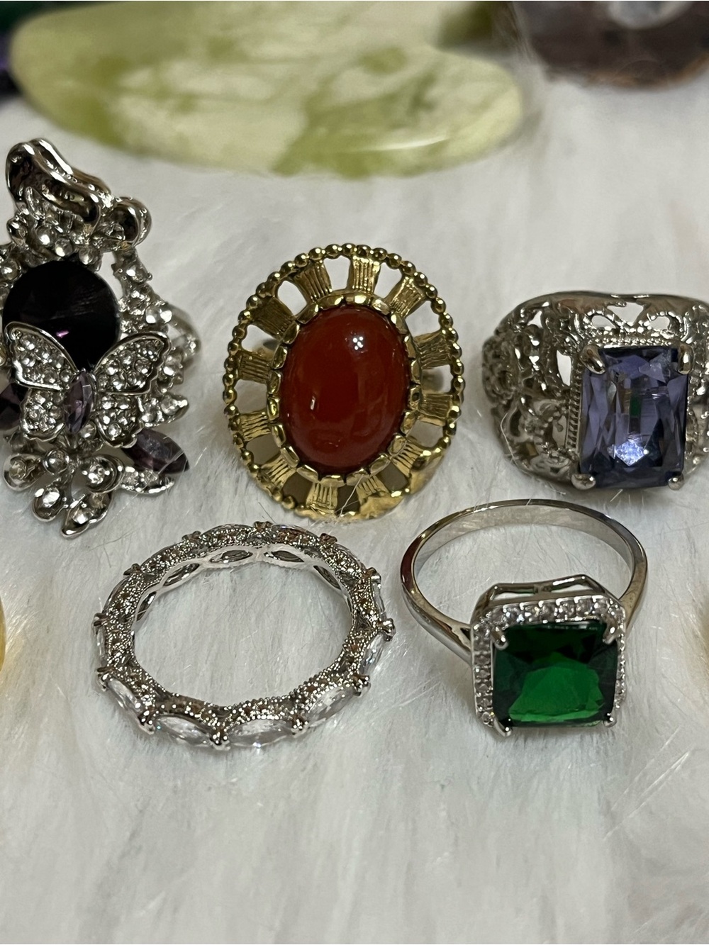 17 Sparkling Rings Lot - Picture 4 of 14